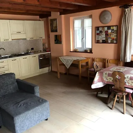 La Casa Di Martino Apartman *