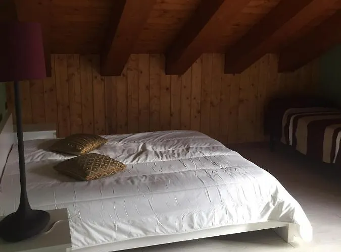 公寓 La Casa Di Martino 切萨纳·都灵尼斯